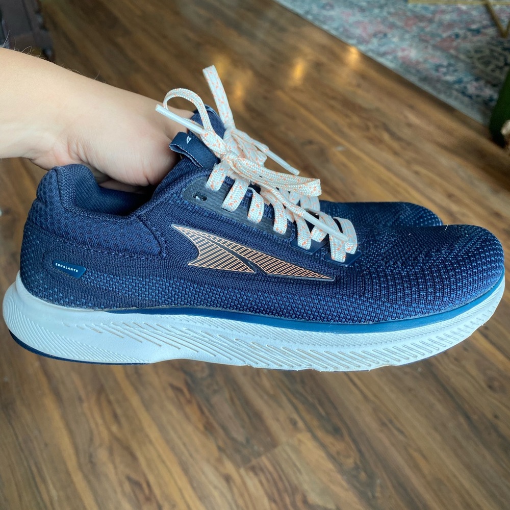 NEW Womens Escalante 3 Altras